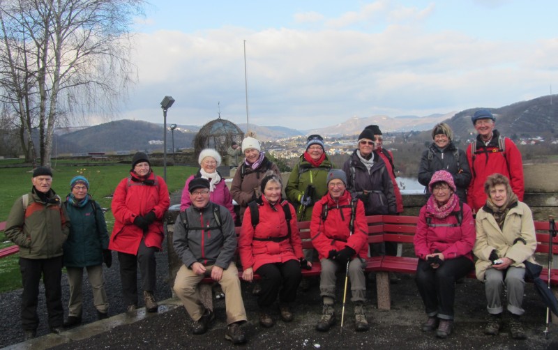 Rast am Rondell im Klostergarten