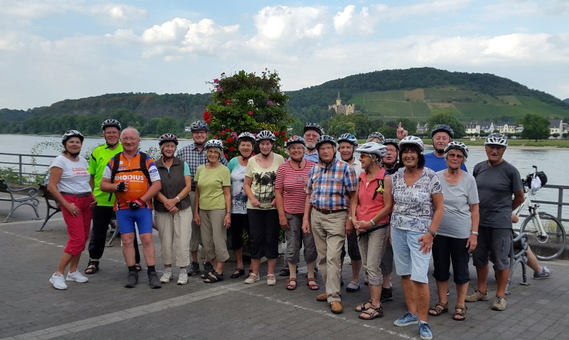 Auf der Rheinpromenade in Bad Breisig